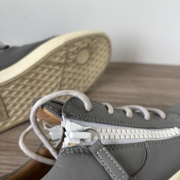 Giuseppe Zanotti Side Zip Low Top Sneakers Gray Men's Sz 41 / 8US Authentic - Picture 7 of 11